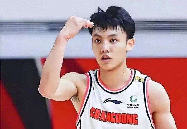 开元棋牌app CBA俱乐部杯：徐杰23+2+6 广东102-69轻取合肥